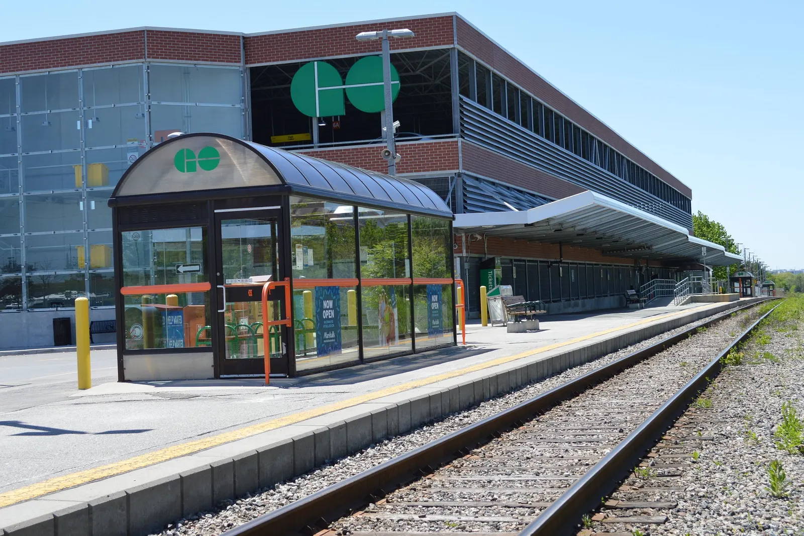 Commuter railway station operated by GO Transit.