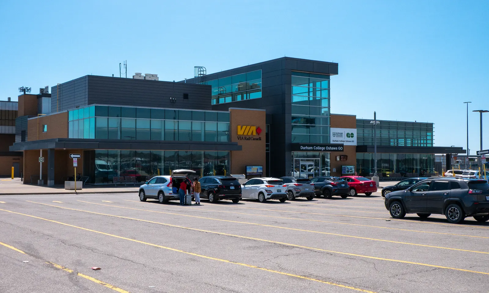Oshawa GO/VIA Station building