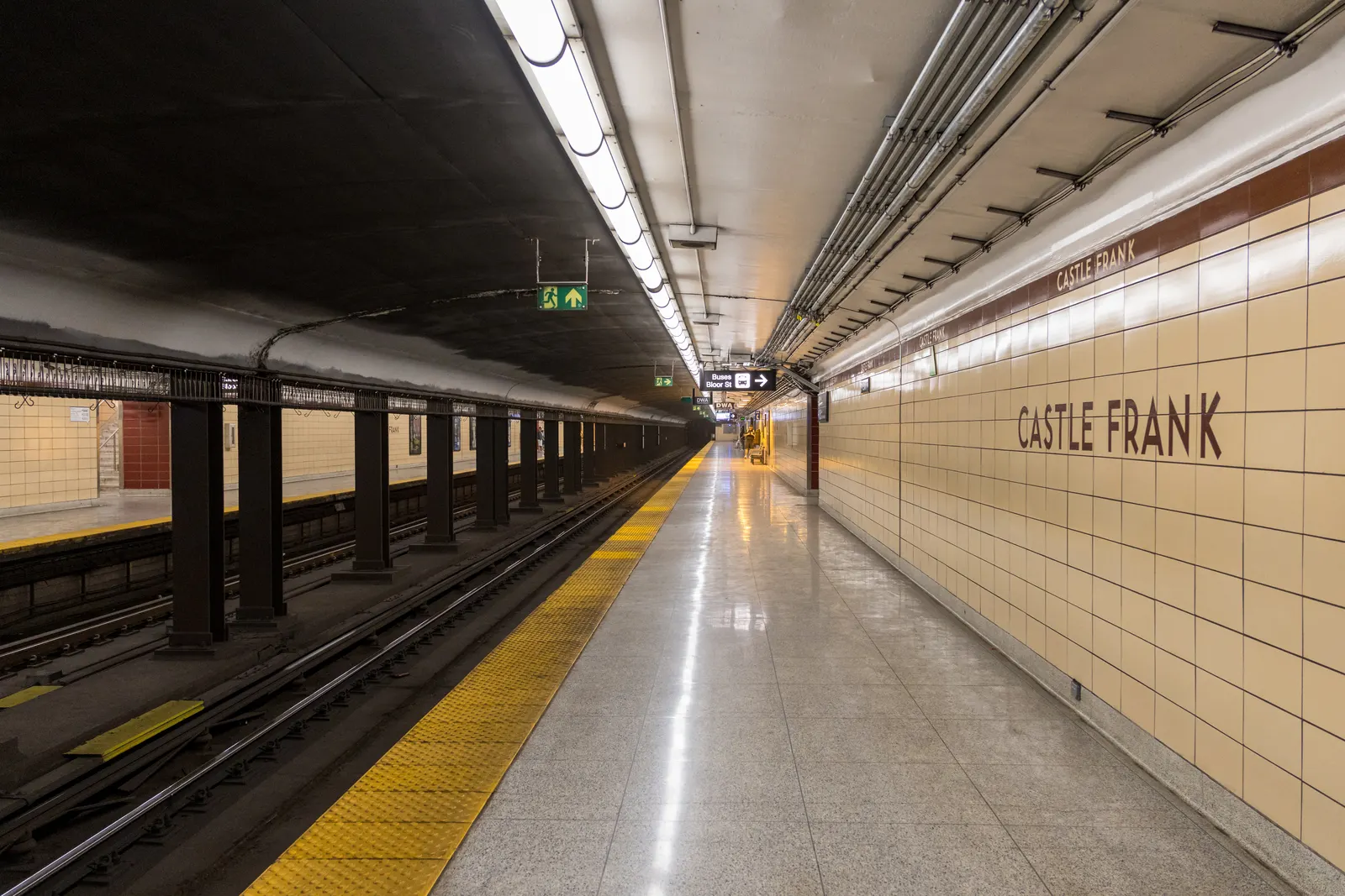 Platform at Castle Frank station for eastbound to Kennedy