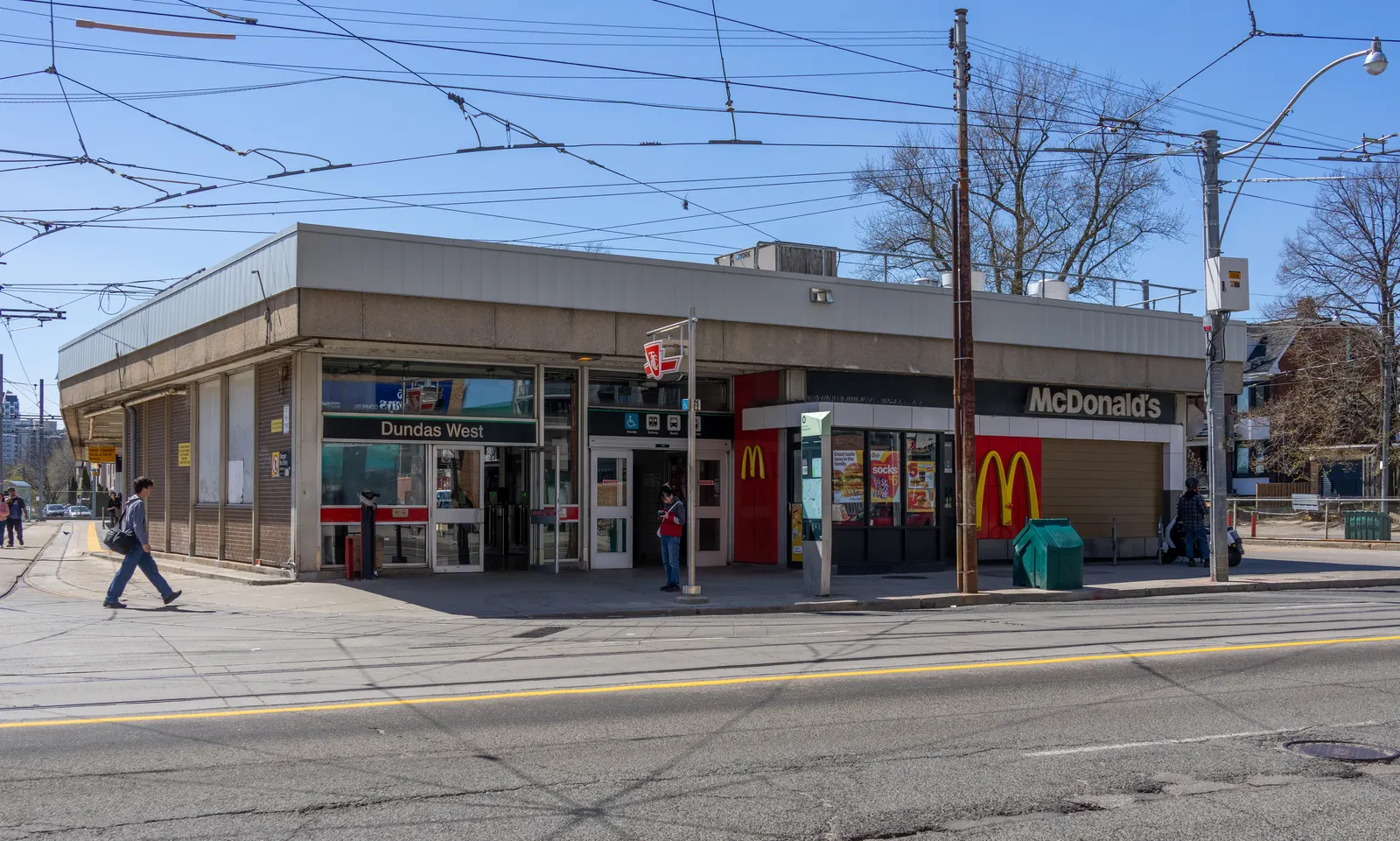 Entrance to Dundas West station