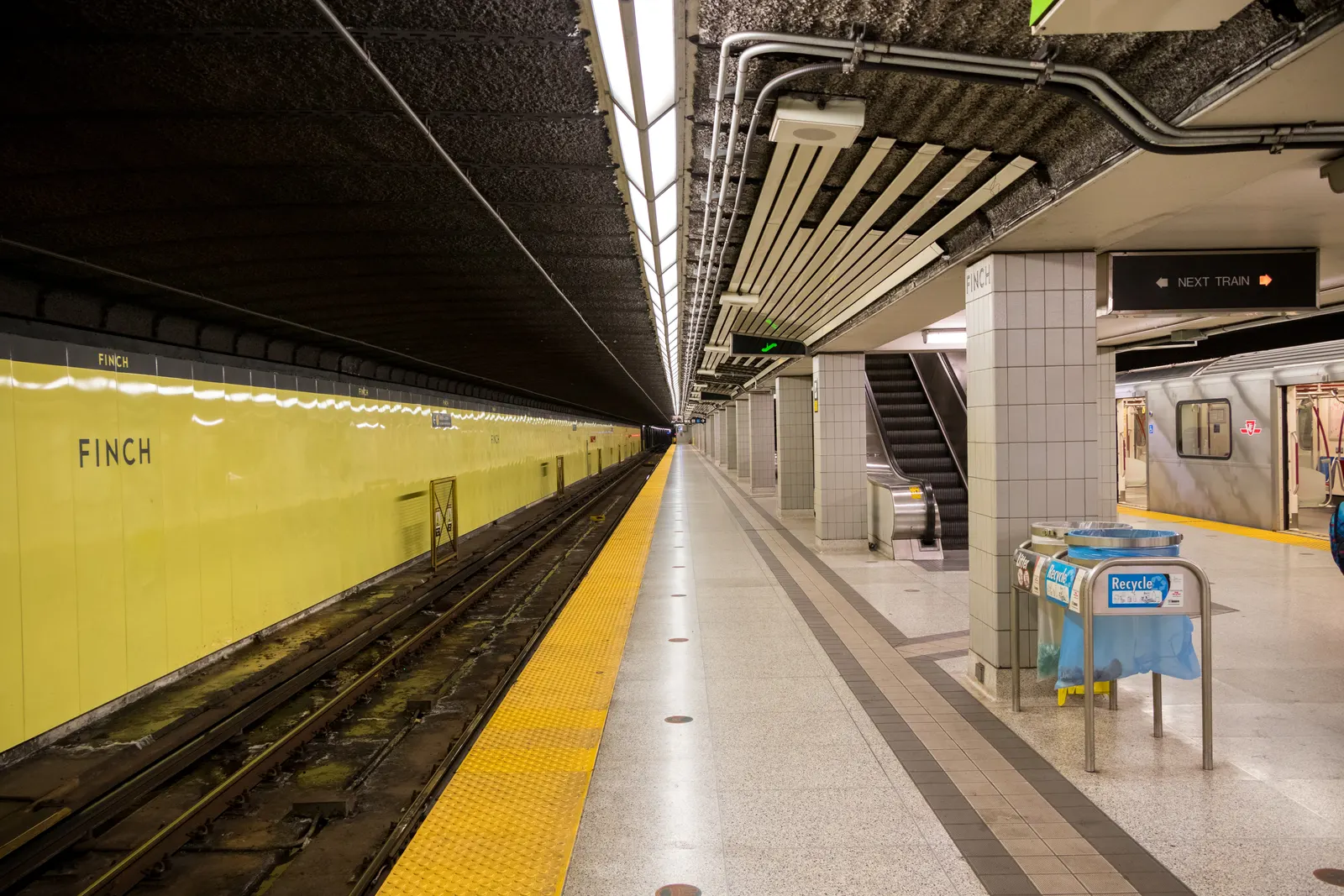 Finch Station Platform, November 2021